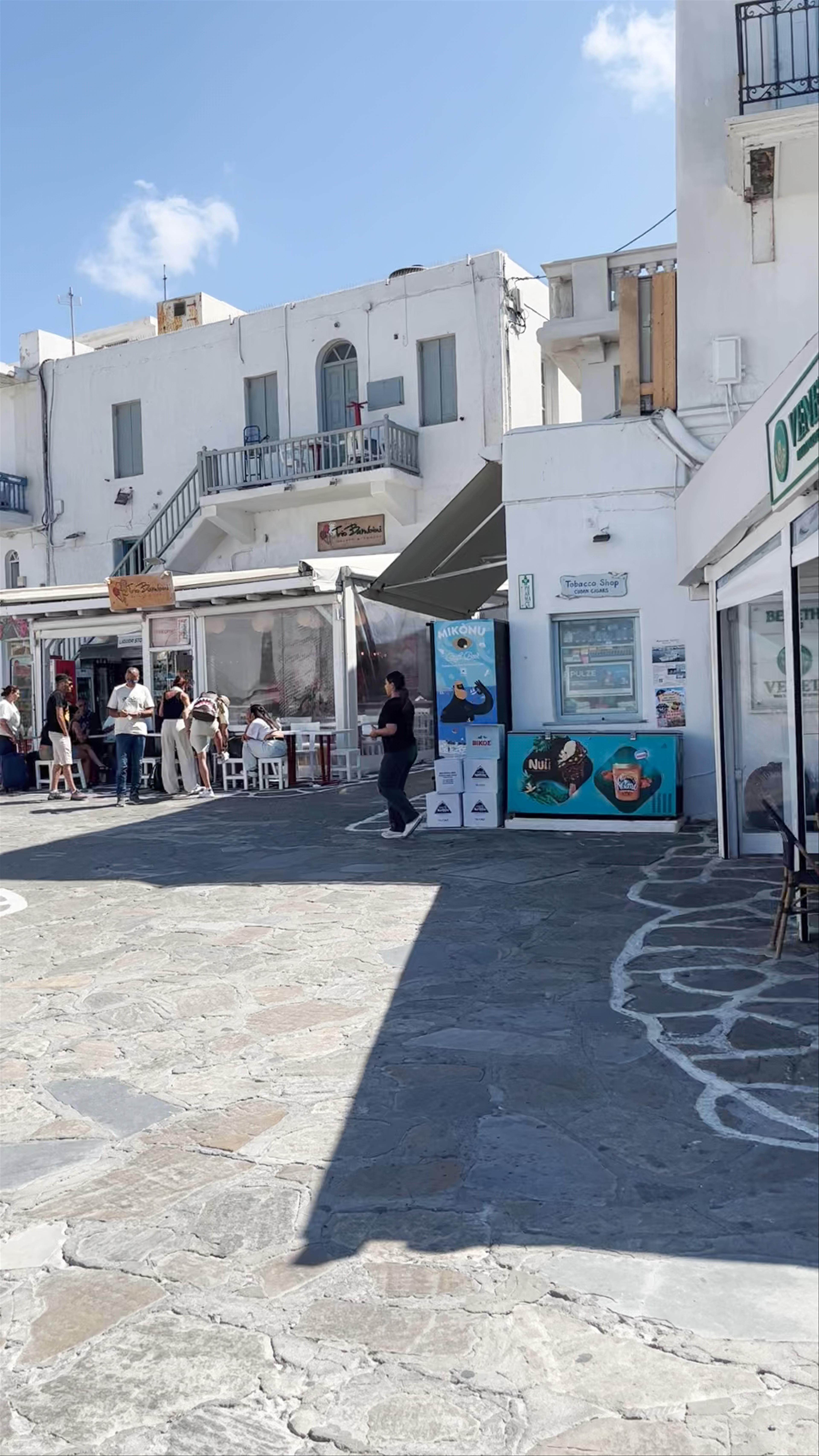 Manto Mavrogenous Square: Charming Heart of Mykonos