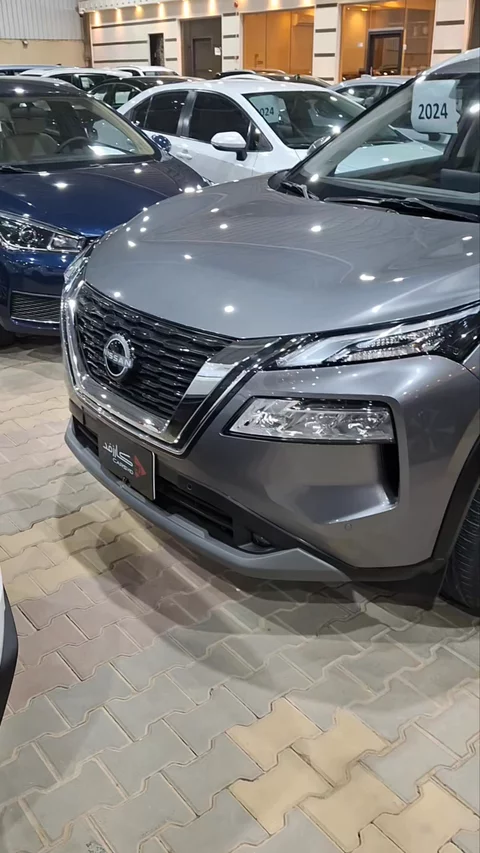 Nissan X-Trail SV plus 2024