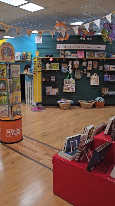 BookPeople - Bookstores Near Me - Austin, Texas