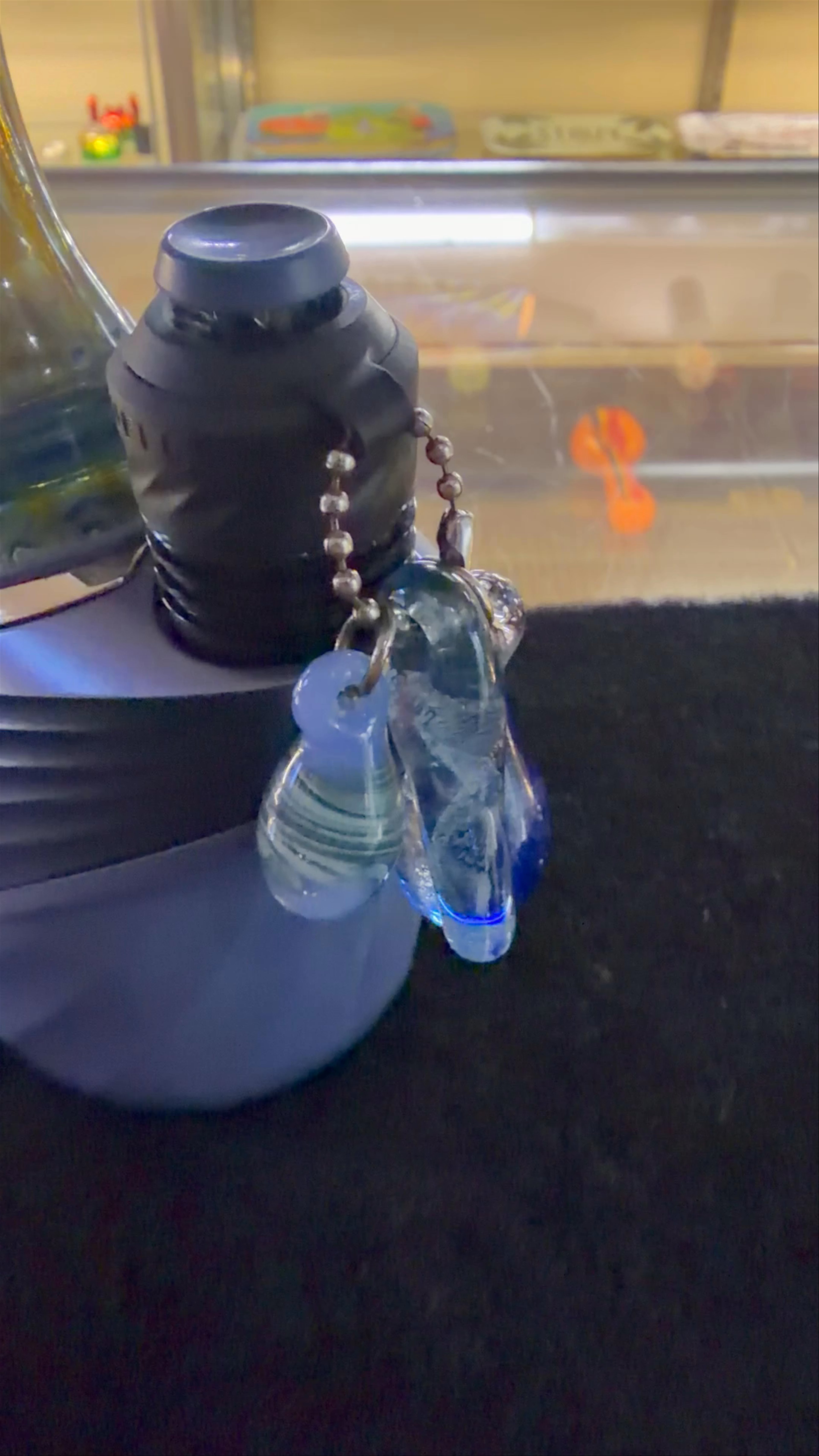 Preview pic of Want to change the look of your PUFF Co! Add a UV pendant!