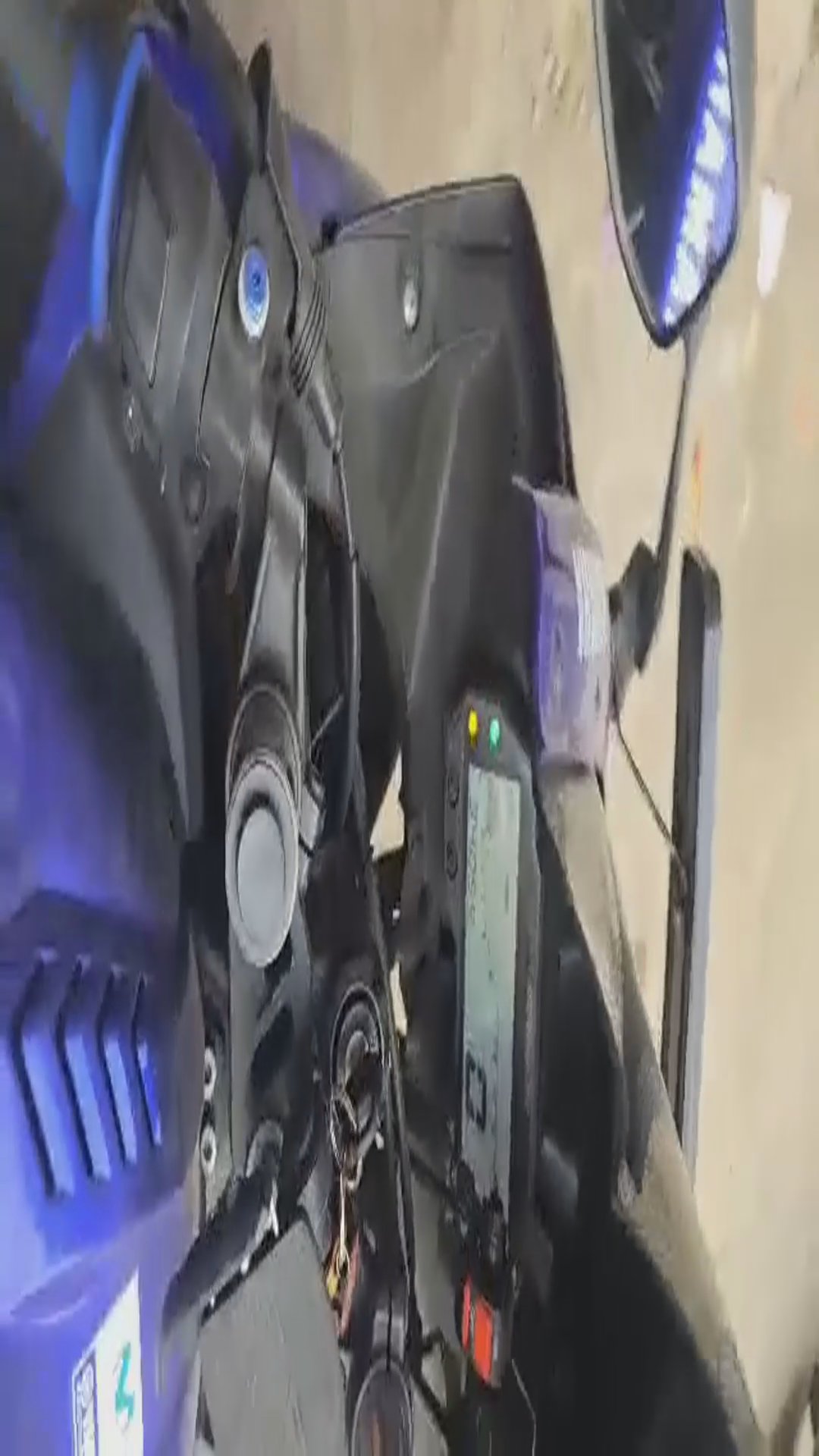 Walk-around video thumbnail