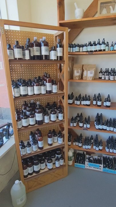 Cheryl's Herbs - Inside - Herbs & Spices Near Me - St Louis, Missouri