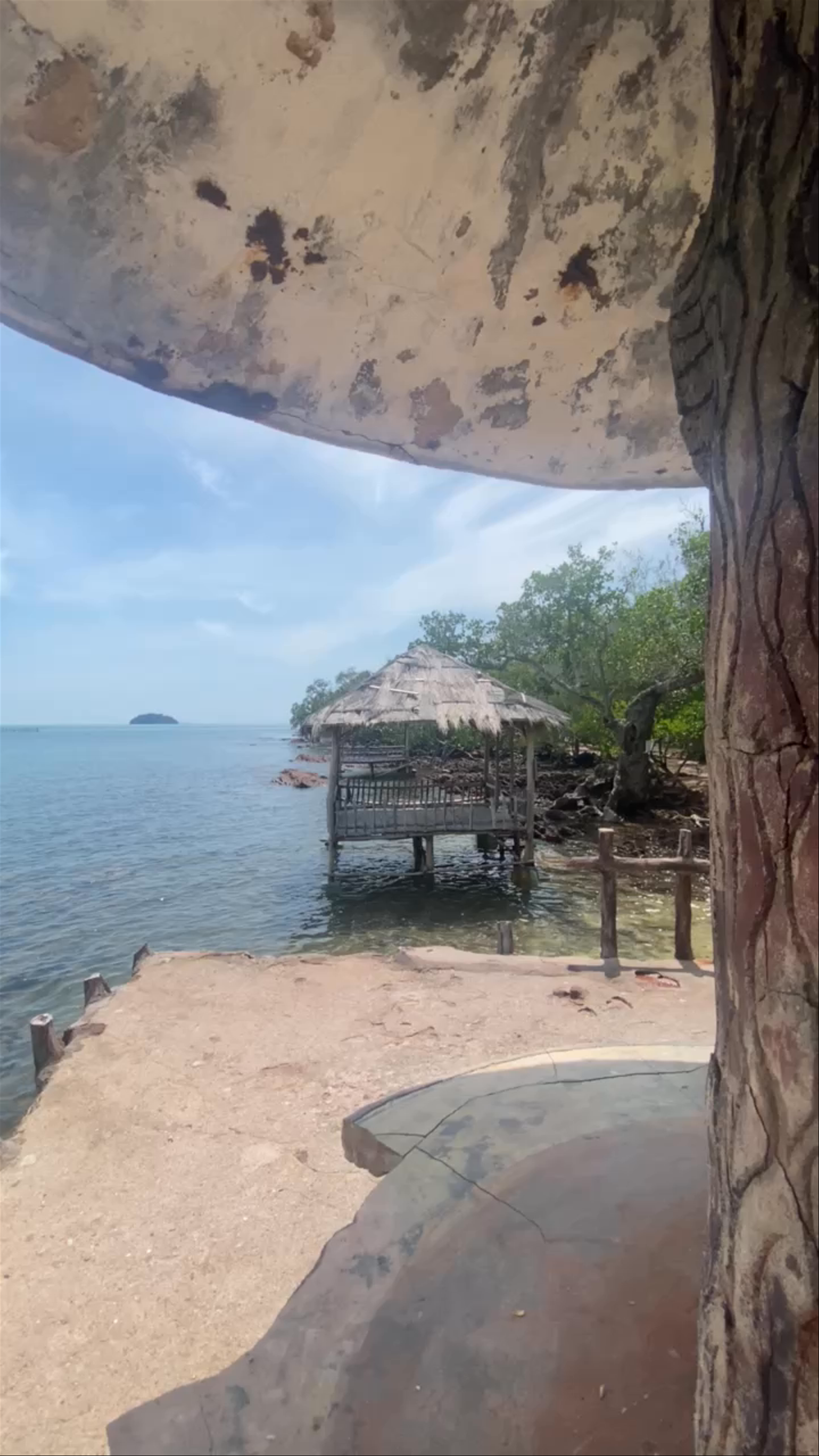 Pantai Picisan: A Serene Coastal Escape in Galang Baru, Batam City
