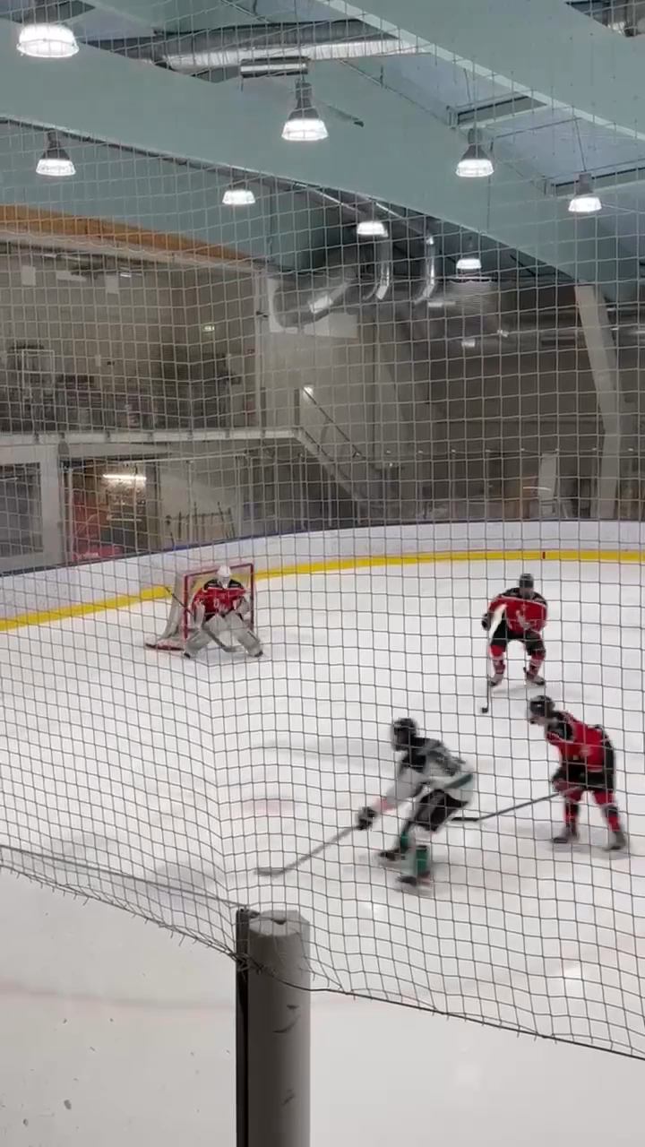 Linus Kroh's Saves | Okanagan Hockey Academy U17 Highlights
