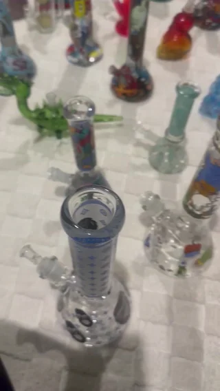 Preview pic of Glass