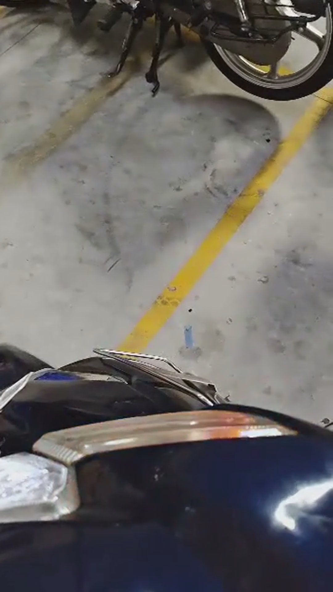 Walk-around video thumbnail