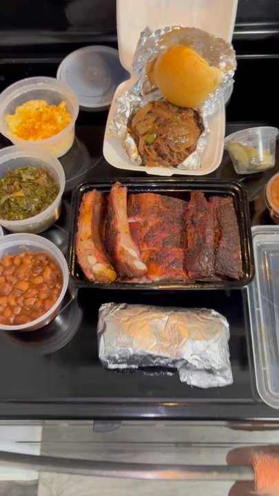 Durk's Bar.B.Q - Barbeque Near Me - Providence, Rhode Island