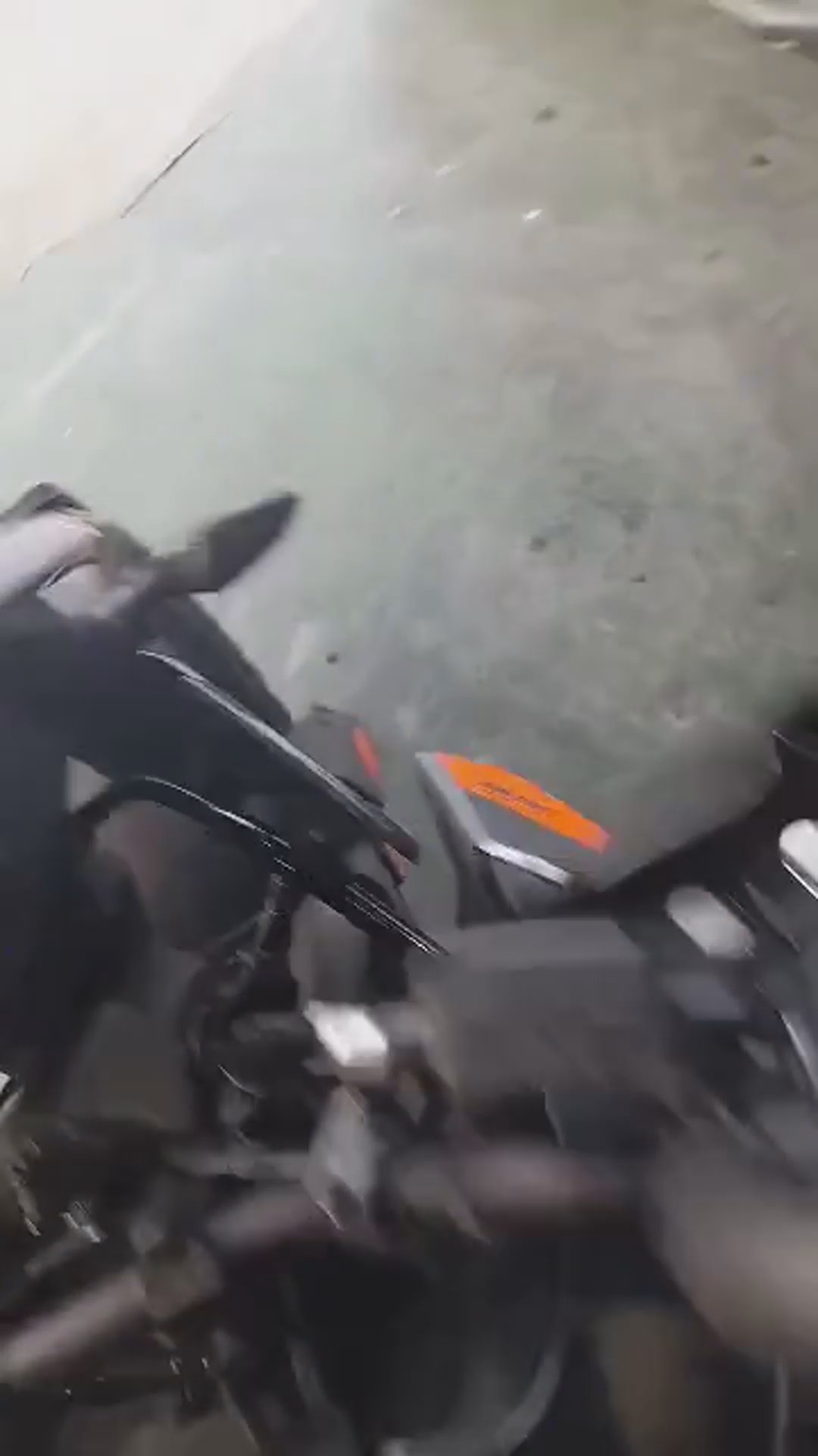 Walk-around video thumbnail