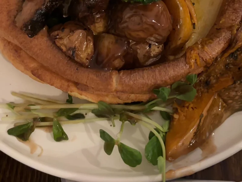 Reviewing the best sunday roast in perth