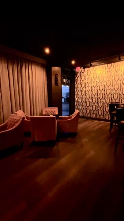 Tuskers - Inside - Asian Fusion Near Me - New London, Connecticut