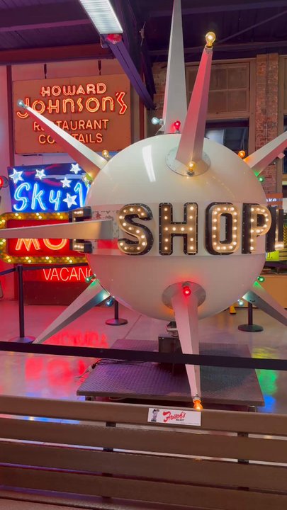American Sign Museum - Museums Near Me - Cincinnati, Ohio