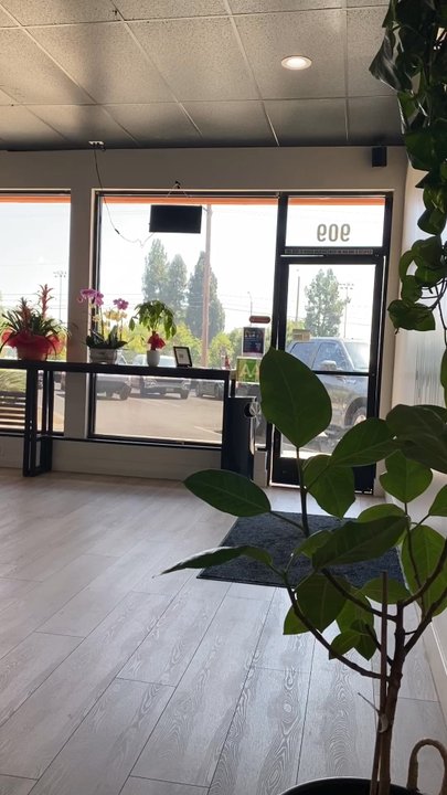 Almond Haus Cafe - A quiet afternoon at Almond haus cafe. - Bubble Tea Near Me - Claremont, California