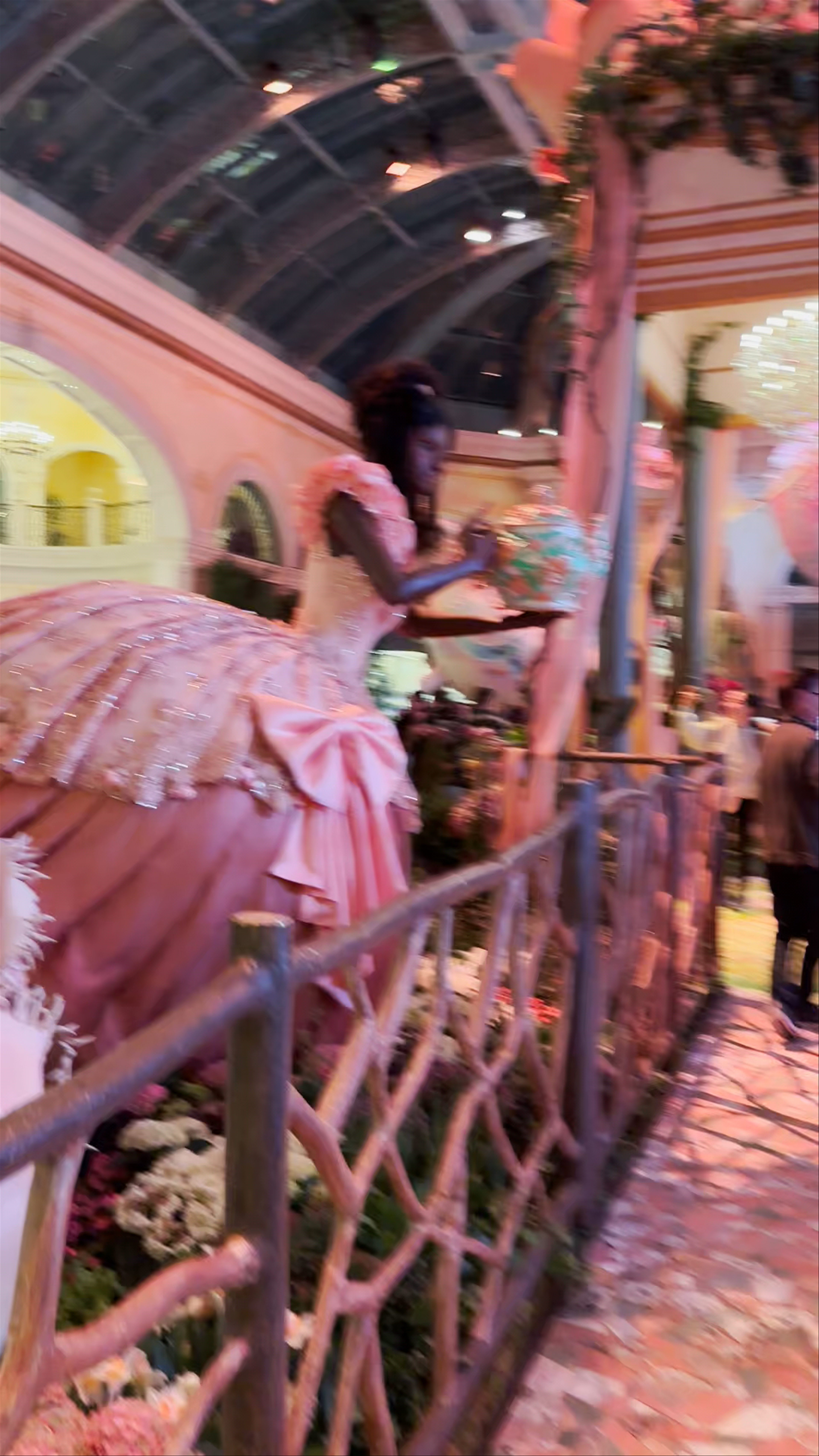 Bellagio Conservatory & Botanical Gardens: Enchanting Floral Fantasy in Las Vegas