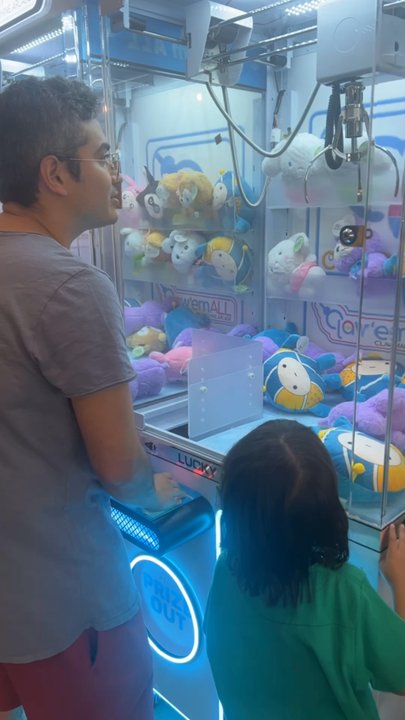 Boba King - Claw machine inside - Bubble Tea Near Me - Las Vegas, Nevada