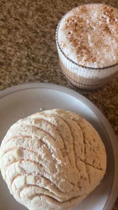 Azúcar - Concha and Latte. - Coffee & Tea Near Me - West Valley, Utah