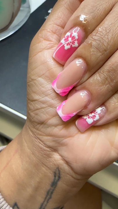 Dionyslayss Nails - Nail Technicians Near Me