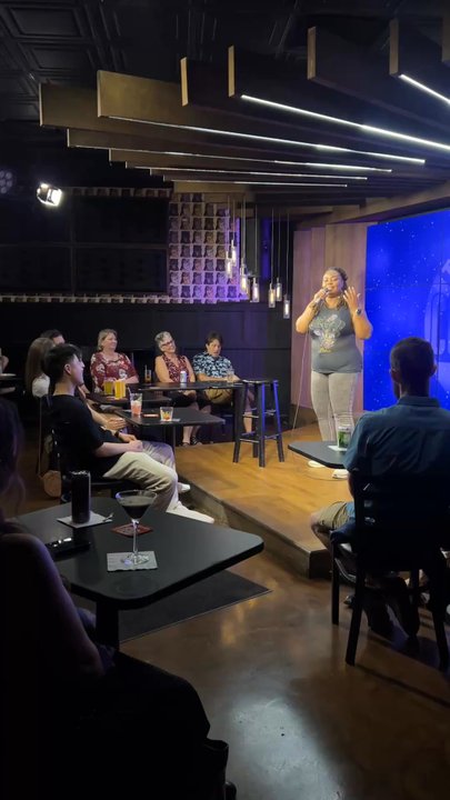 The Comedy Bar - I love her she was so funny - Comedy Clubs Near Me - Chicago, Illinois