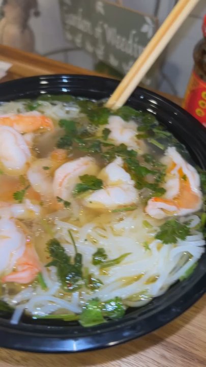 Pho 99 - Shrimp pho and egg rolls - Vietnamese Near Me