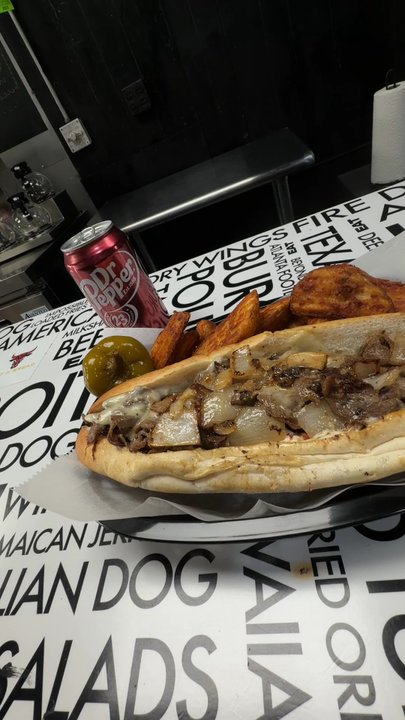 Meat N Bread - Spicy Cheesesteak - steak+American cheese+onion+mushrooms+mayo+hot peppers. This is incredible - Cheesesteaks Near Me - Harrisburg, Pennsylvania