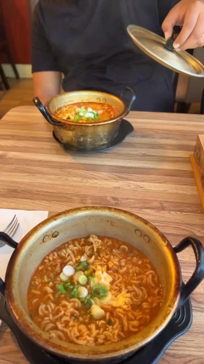 Moon's Korean Kitchen - Korean Near Me - Kyburz, California