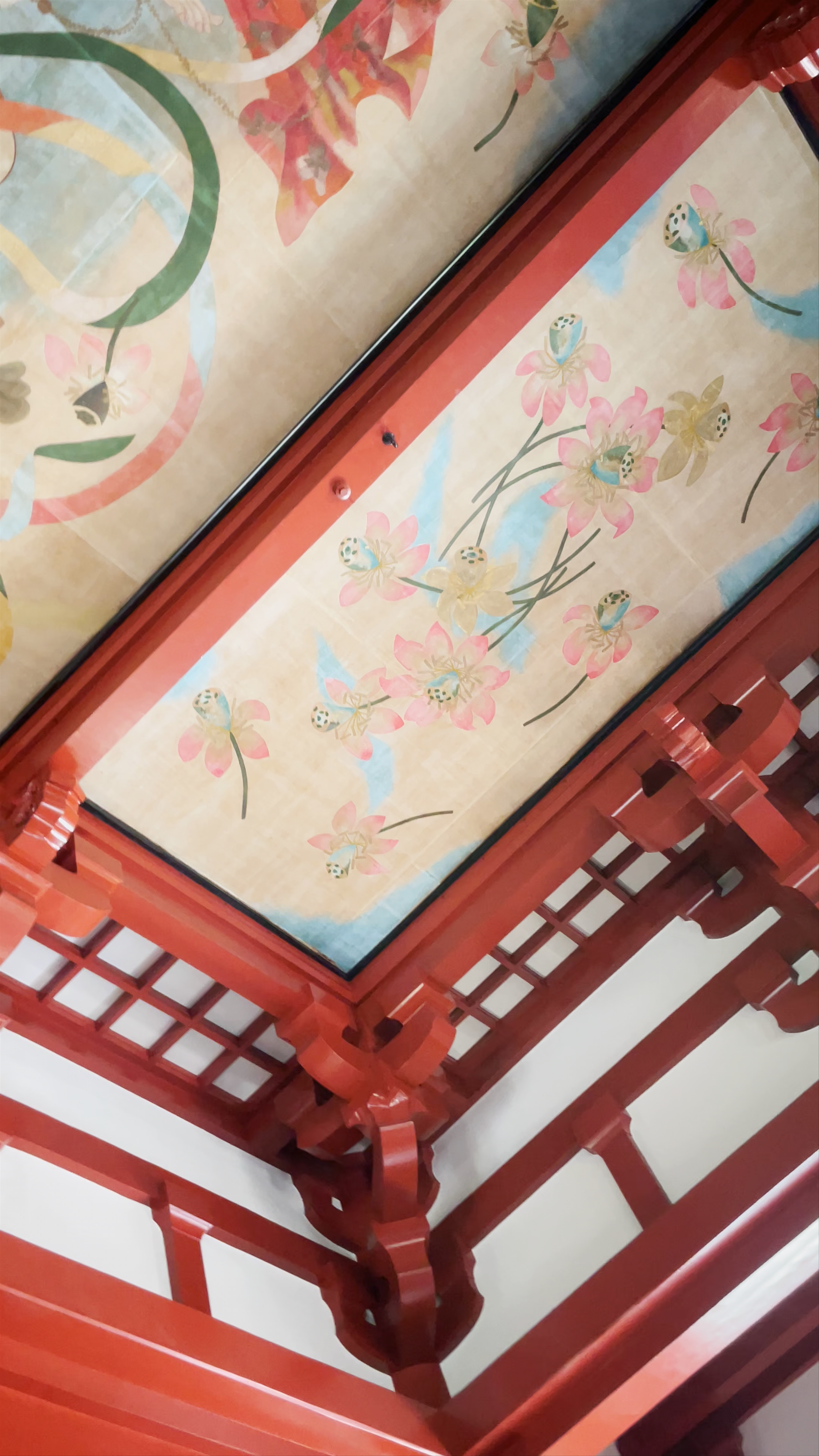 Sensō-ji Temple Ceiling Artwork: A Tranquil Cultural Journey in Tokyo