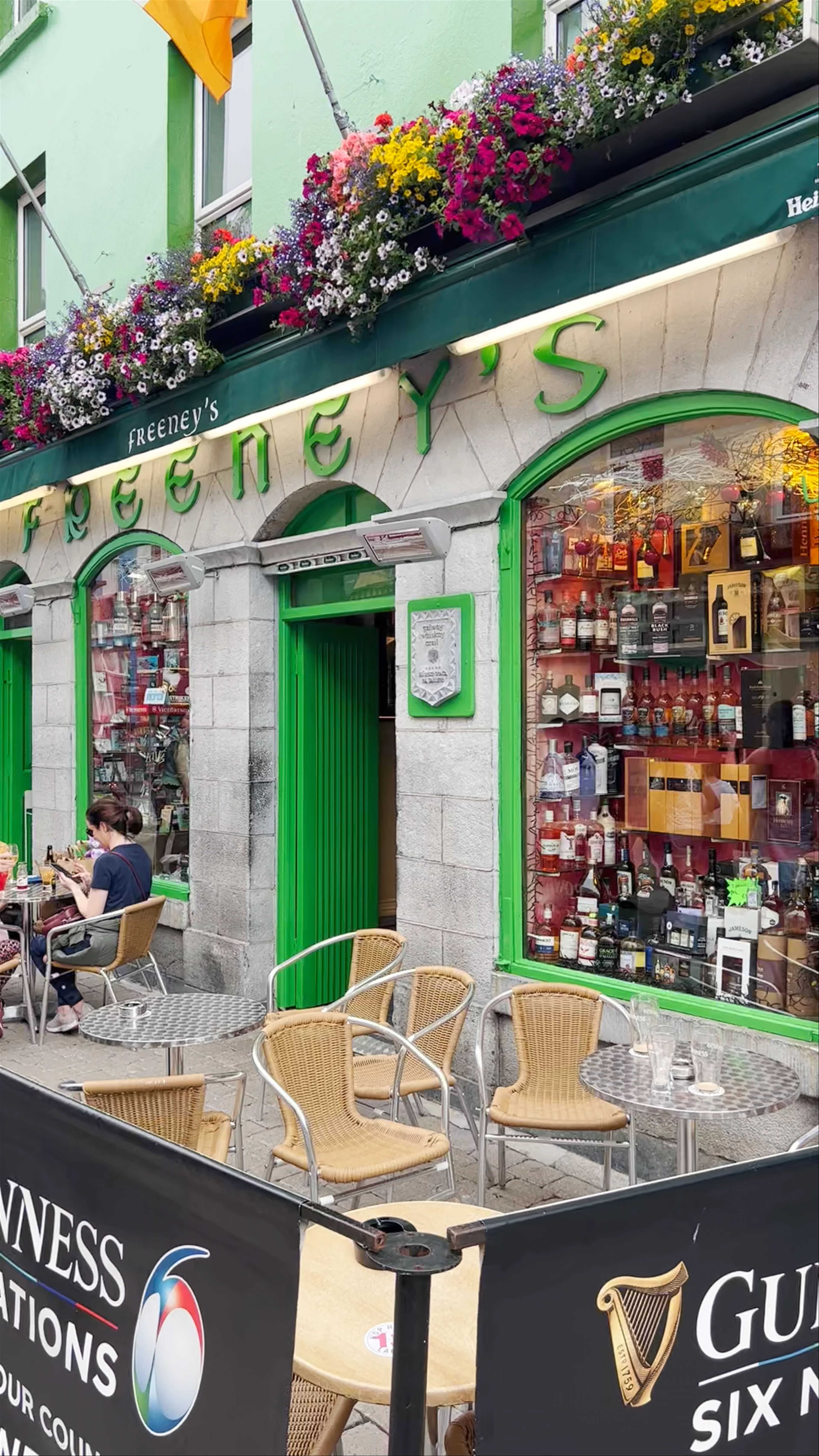 Freeney's Sports, High Street