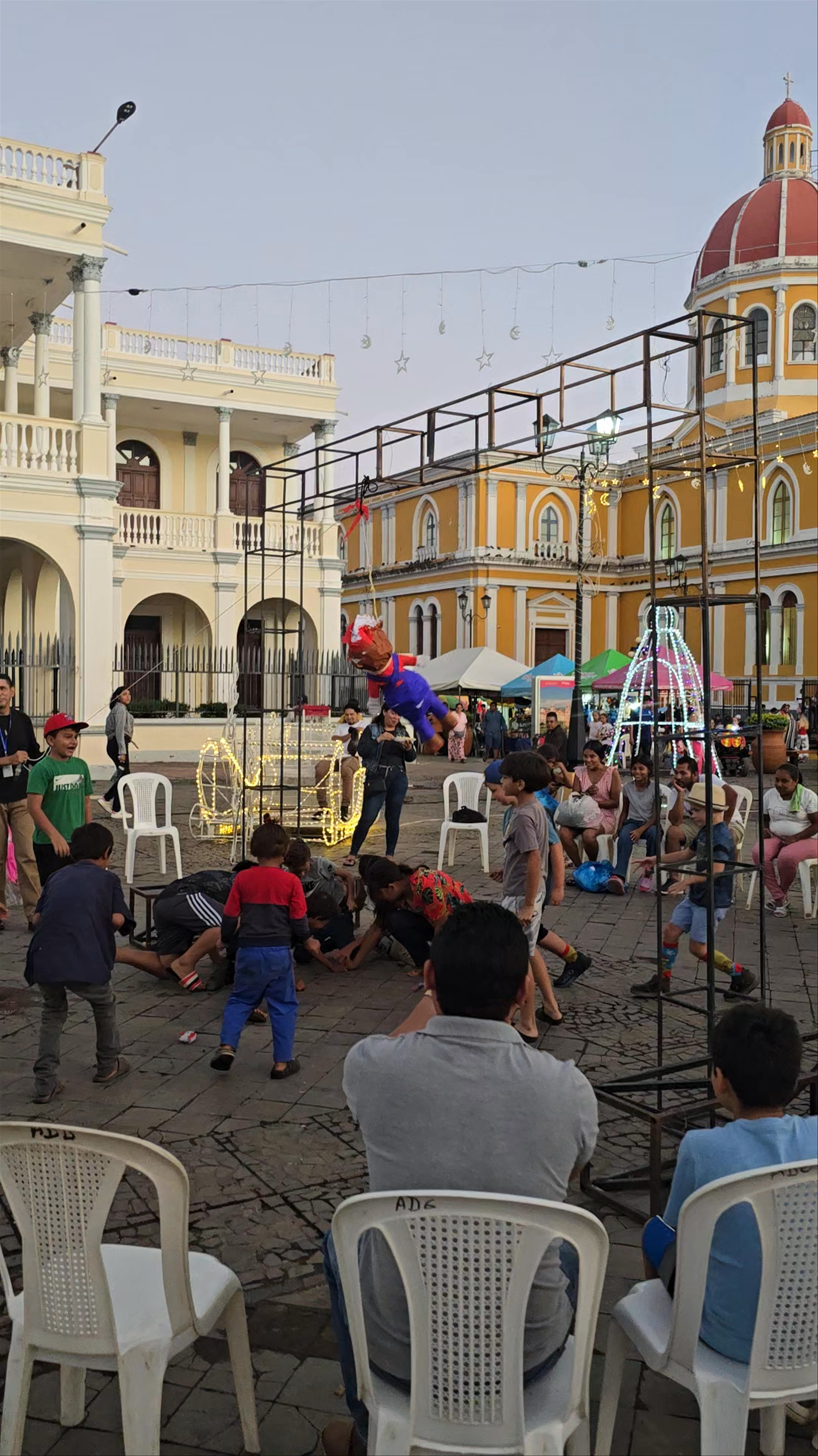 León Cathedral Tour
