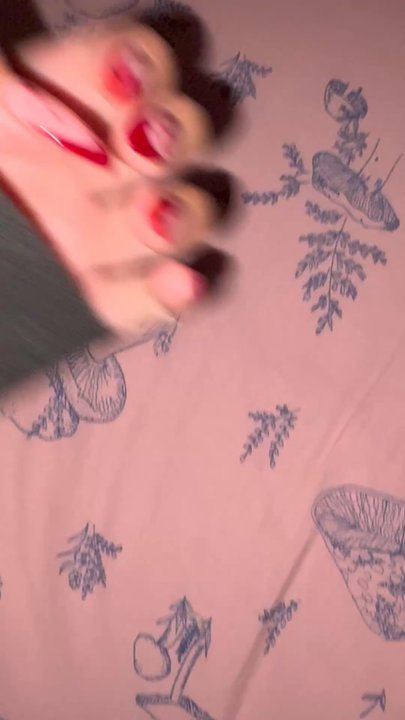 Dash Nails - Cat eye! - Nail Salons Near Me - Long Island city , New York