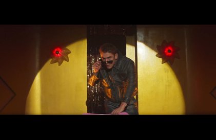 Pré-bande-annonce sous-titrée en anglais