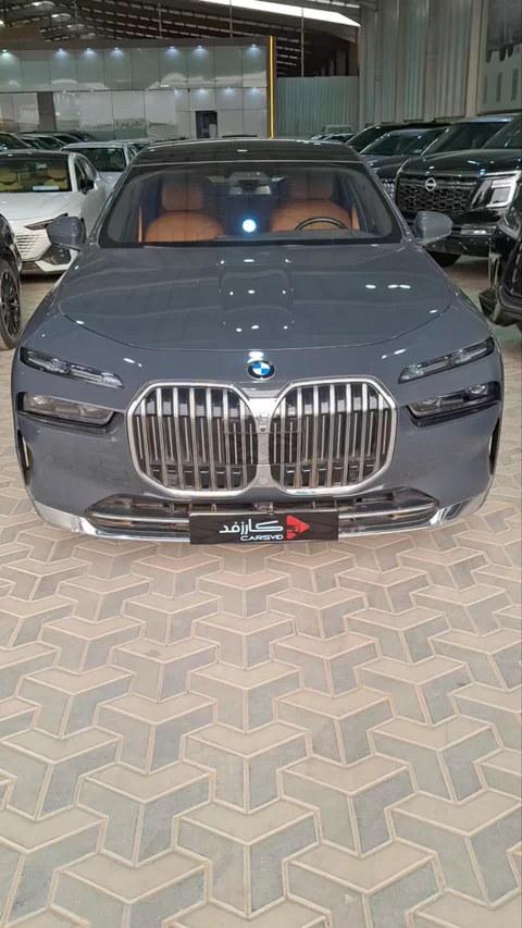 BMW 7 Series 730LI 2023