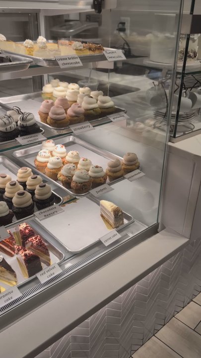 Dana's Cake Shoppe - Cupcakes Near Me - Leesburg, Virginia