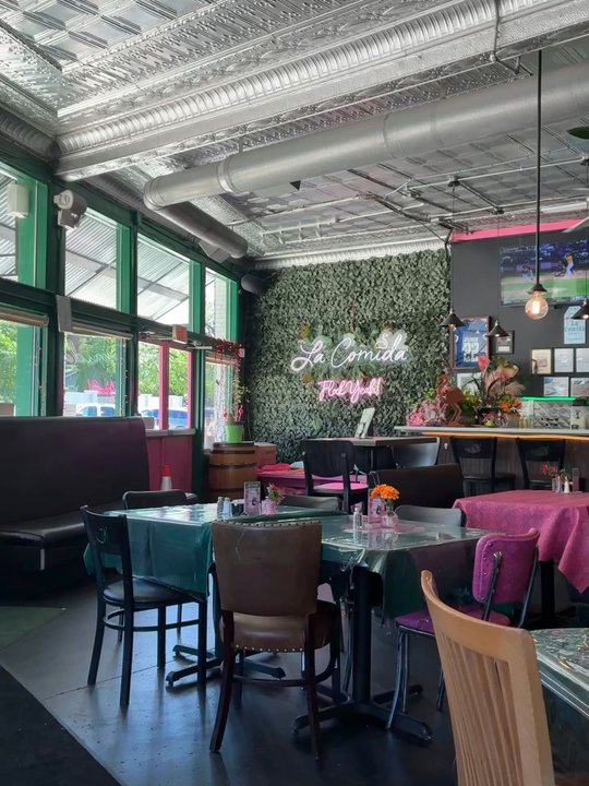 La Comida Mexican Kitchen and Cocktails - Tex-Mex Near Me - Dallas, Texas