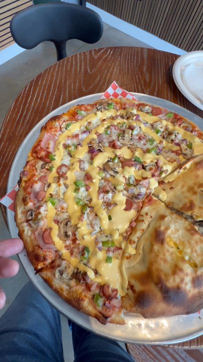 Jack Loves Pizza - Calzone Pizza Hybrid (Persian pizza and Philly cheese steak Calzone) - Pizza Near Me - Tujunga, California