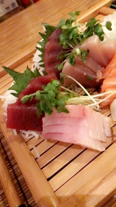 Zakuro - Sushi Bars Near Me - Lincoln, California