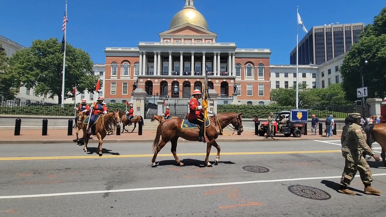 Massachusetts State House - Got there right in time for this. Wasn't expecting to see horses in front of the state house. - Landmarks & Historical Buildings Near Me - Boston, Massachusetts