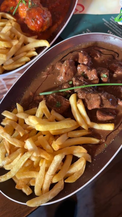 Le Bistro - Brasseries Near Me - Brussels, BRU