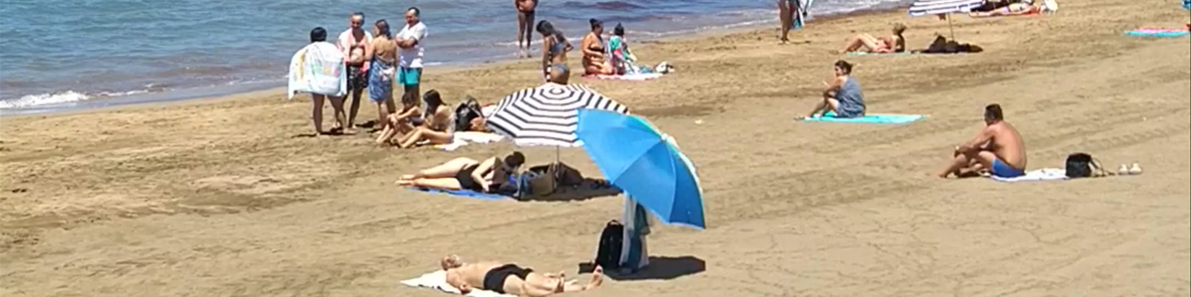 Las Canteras Beach