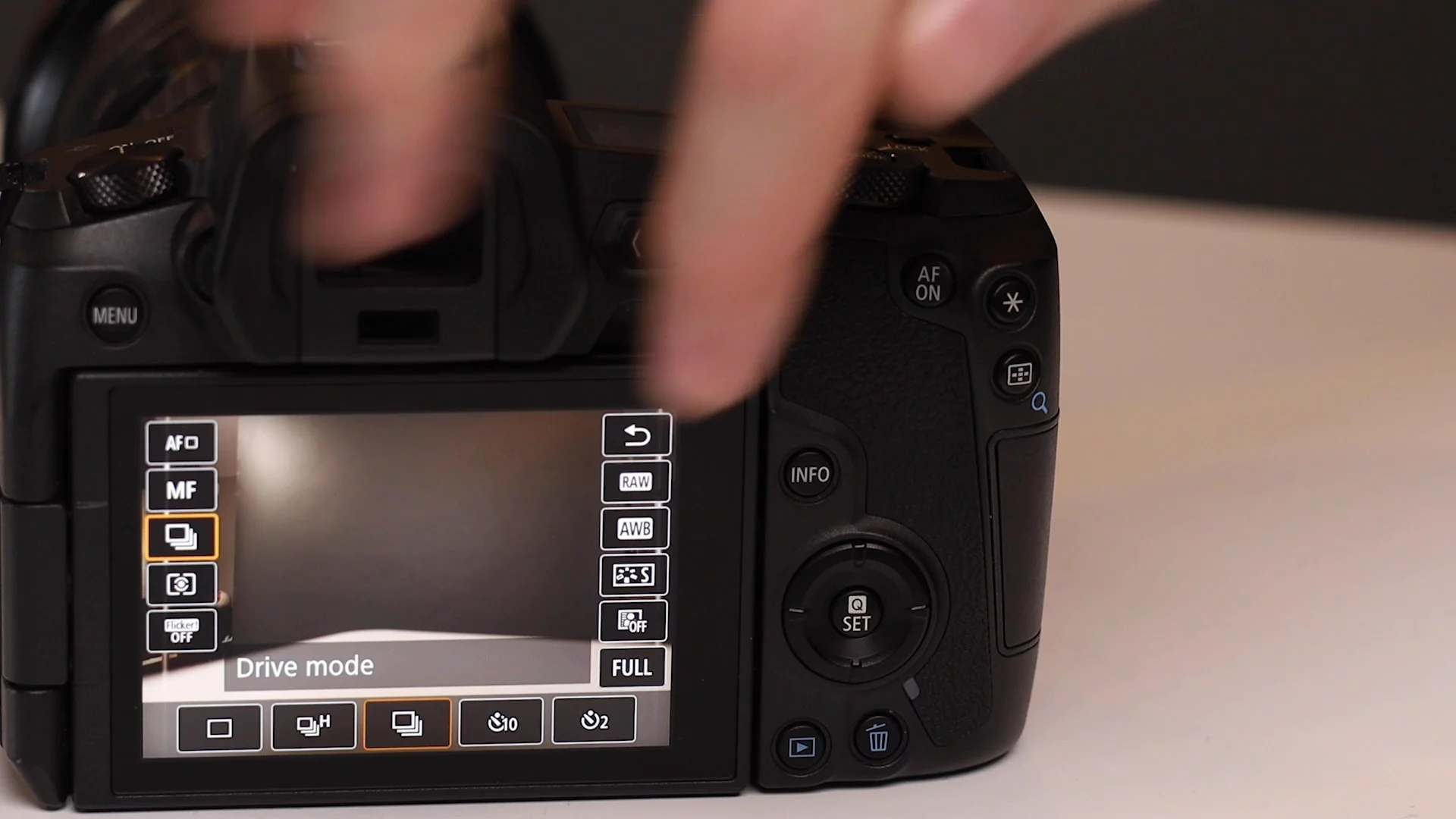 Camera Walkthrough: Canon R