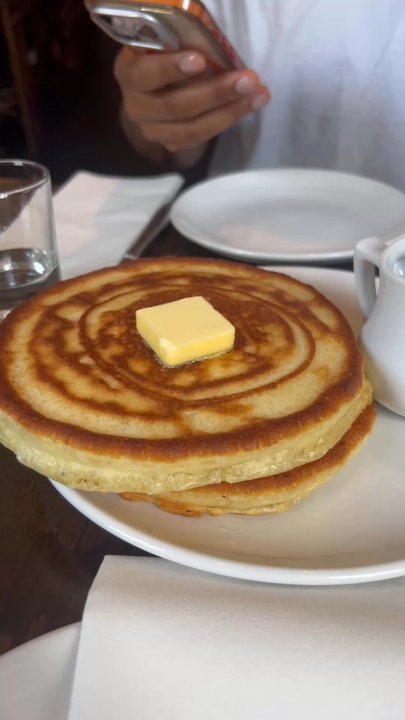 Chez Ma Tante - The famous pancakes - New American Near Me - Brooklyn, New York
