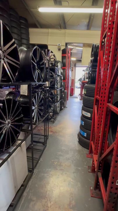 Red Tires - Wheel & Rim Repair Near Me - Everett, Washington