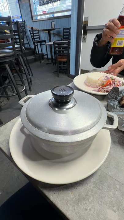 Cafeto - Sancocho de carne - Colombian Near Me - Lowell, Massachusetts