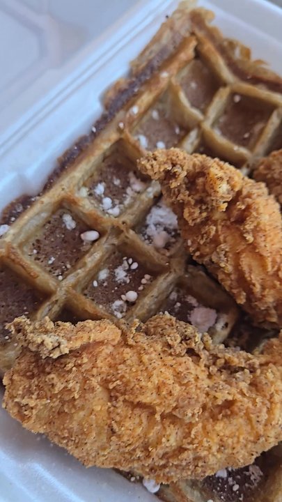 Beola's Chicken & Waffles - The BEST chicken & waffles I've ever had! - Barbeque Near Me - Upland, California