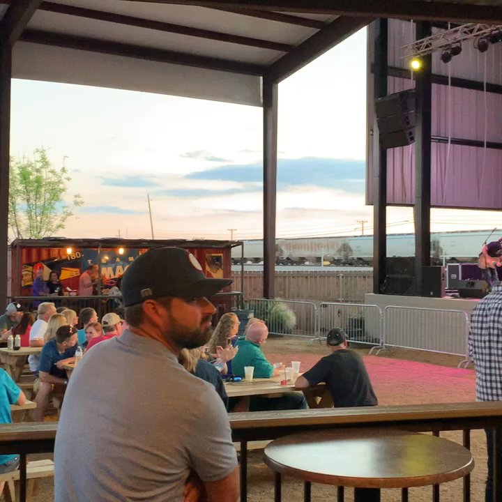 Chopshop Live - Jason Boland and The Stragglers - Music Venues Near Me - Roanoke, Texas