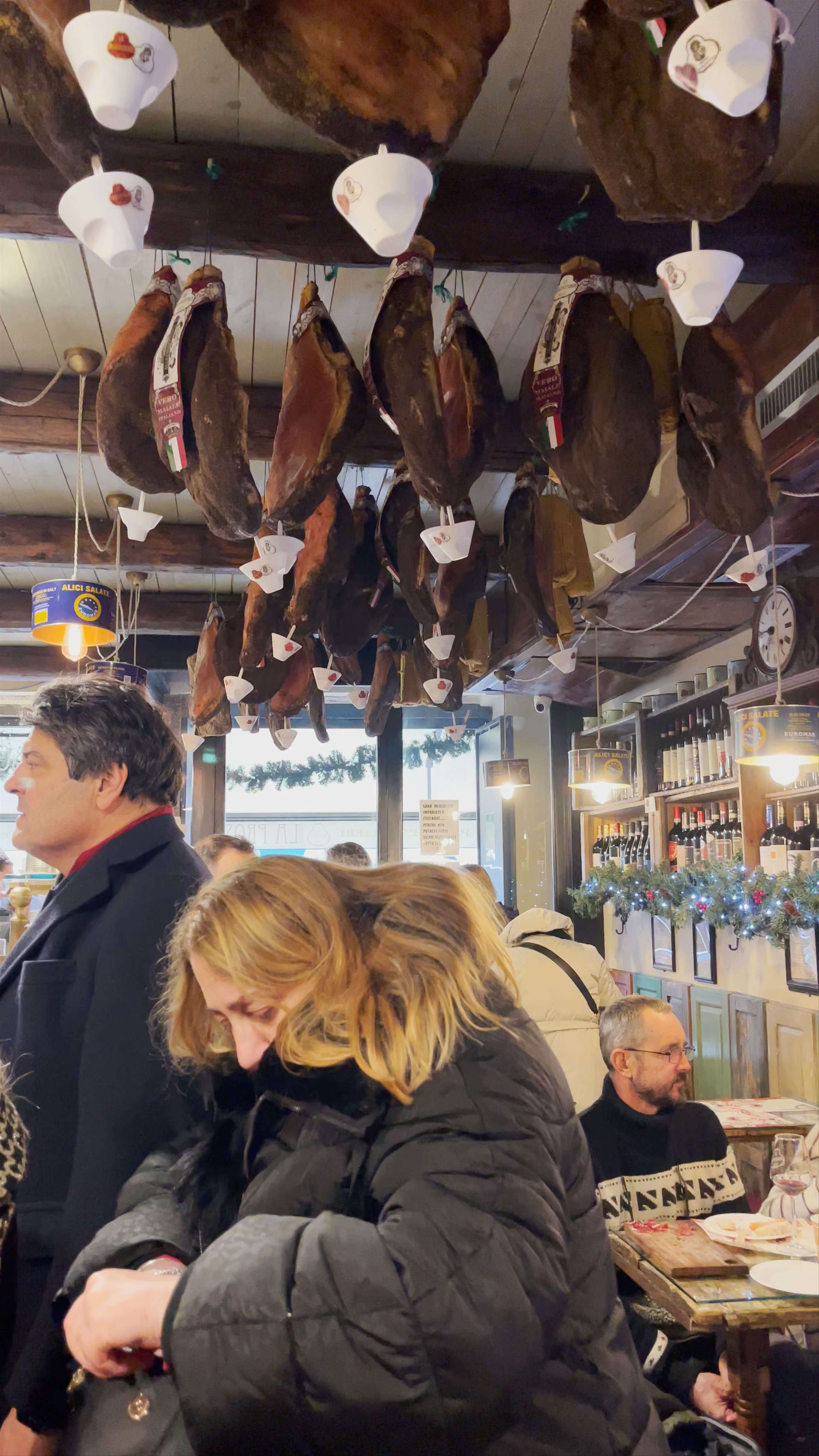 La Prosciutteria Verona: Authentic Italian Cured Meats in Piazza Erbe