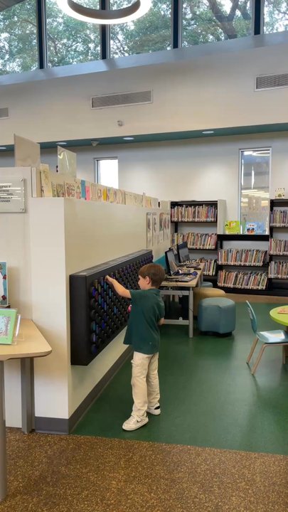 McCreless Branch Library - Libraries Near Me - San Antonio, Texas