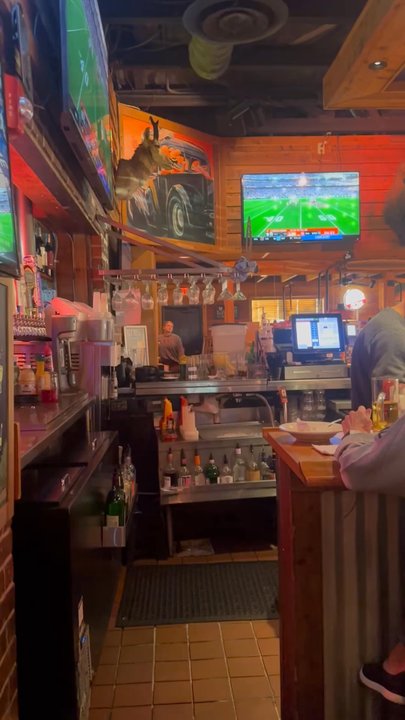 Texas Roadhouse - Bar - Steakhouses Near Me - Columbus, Ohio
