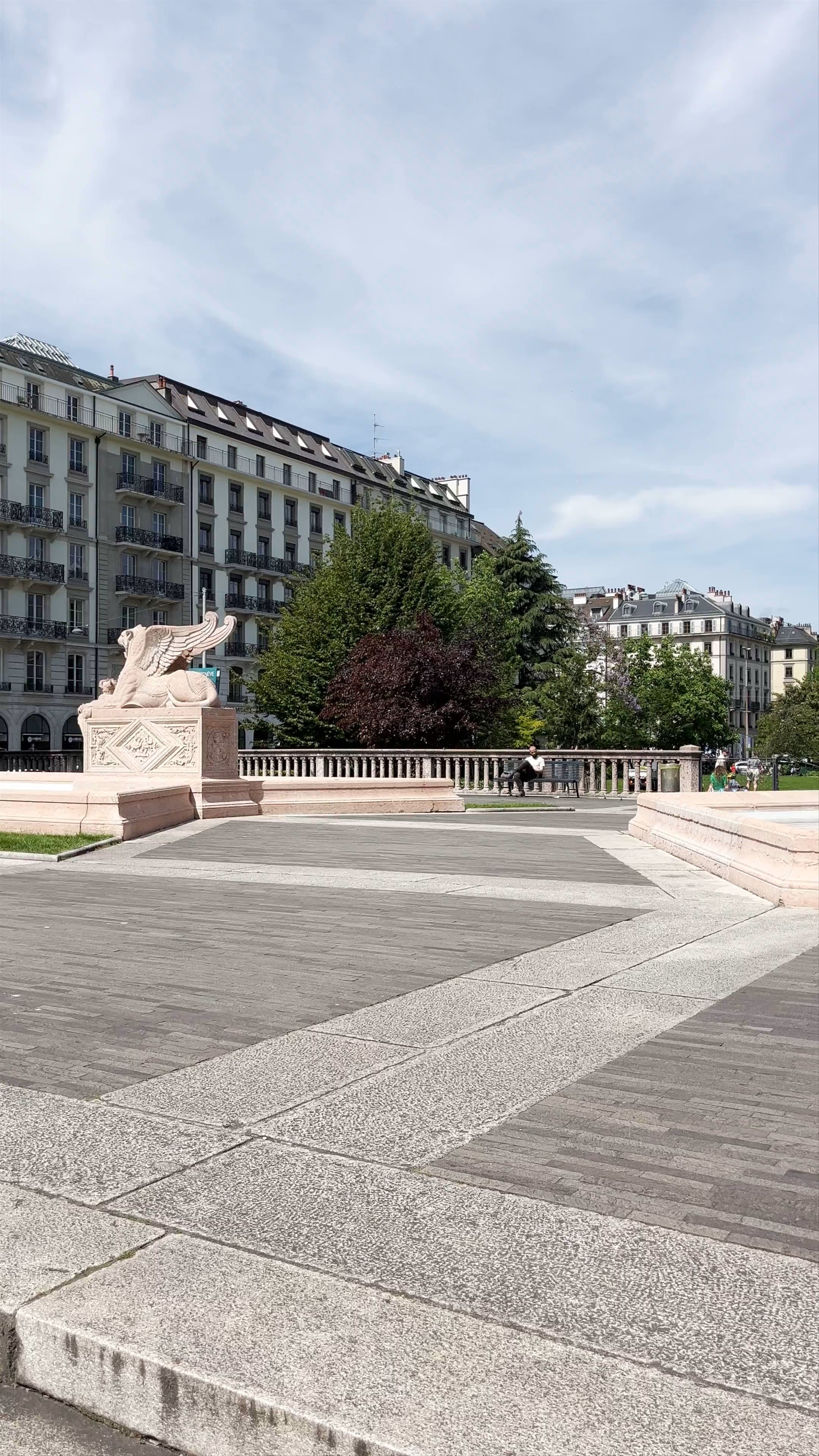Monument Brunswick: Historic Jewel by Quai du Mont-Blanc in Geneva