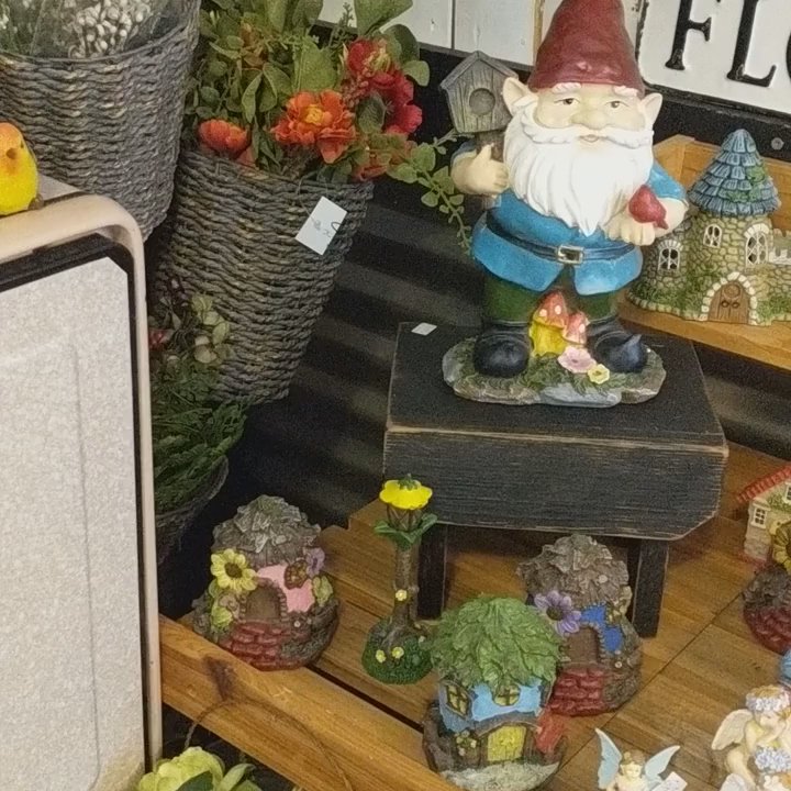 Petals and Twigs - Gift Shops Near Me - Bemus Point, New York