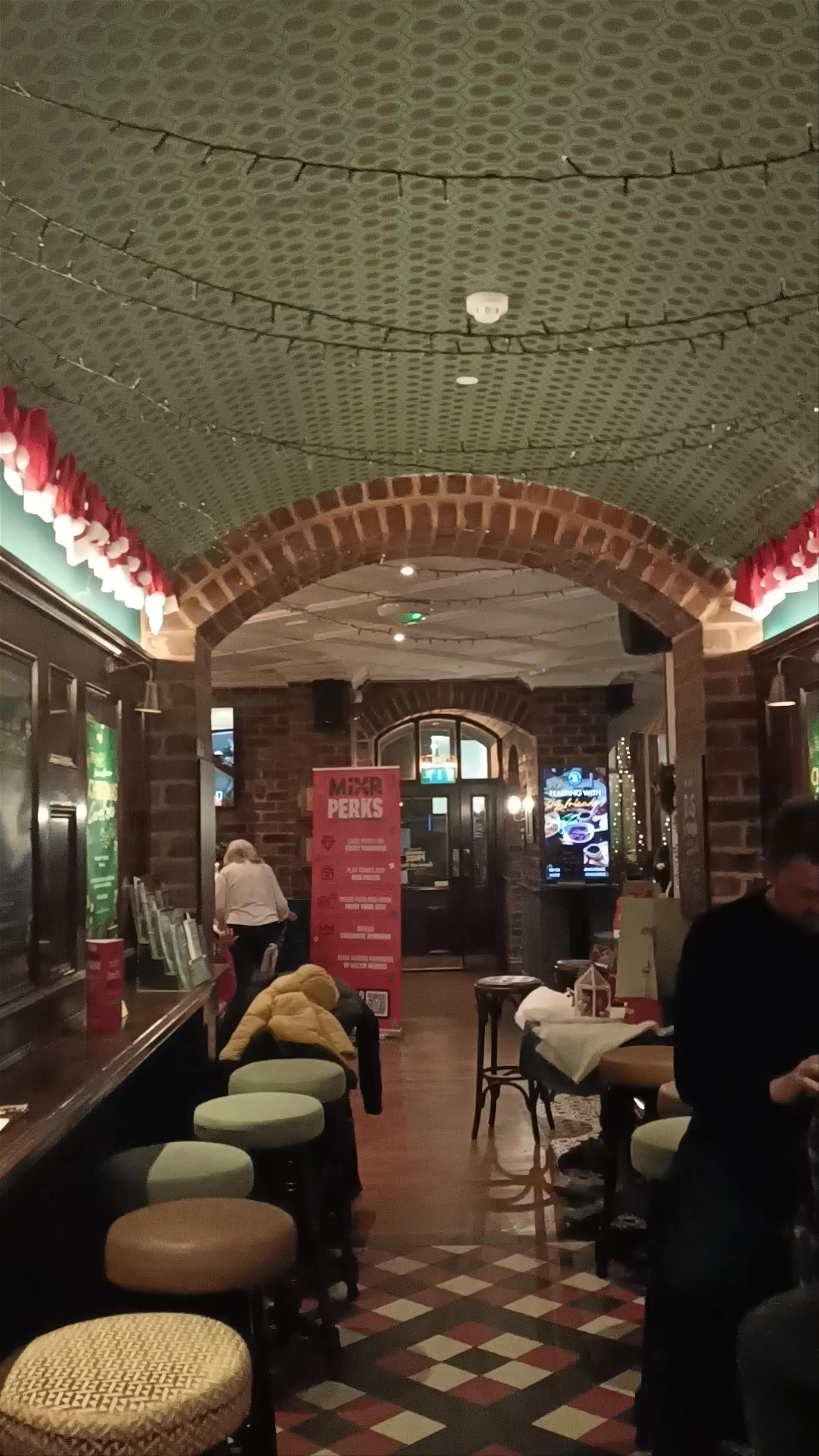 The Brasshouse: Cozy Historic Pub Atmosphere in Birmingham