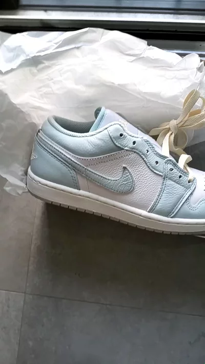 Immagine di Nike Air Jordan 1 Mid 1